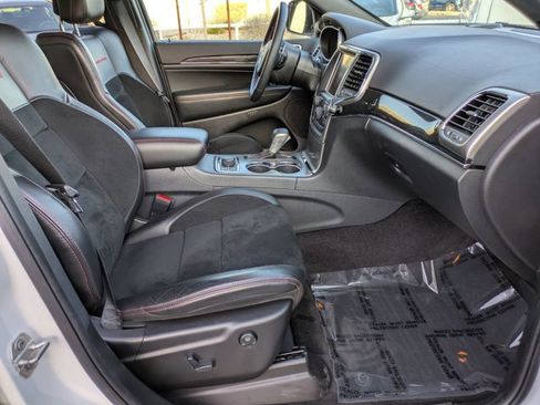 Used 2017 Jeep Grand Cherokee Trailhawk image 21