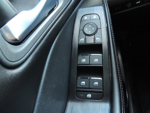 Certified 2024 Nissan Rogue SV AWD/4WD image 26