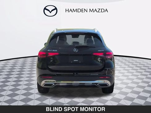 Used 2023 Mercedes-Benz GLC 300 4MATIC image 4