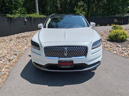 Used 2021 Lincoln Nautilus Reserve w/ Equipment Group 201A AWD/4WD image 8