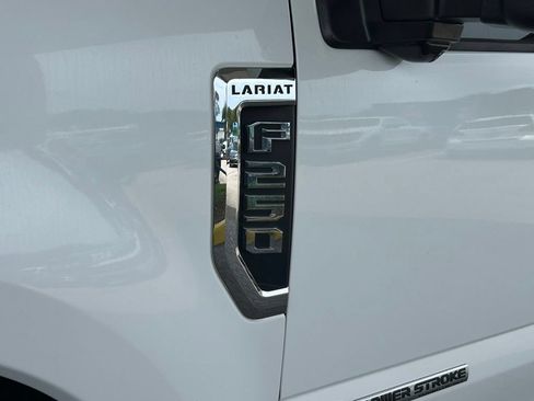 Used 2021 Ford F250 Lariat w/ Lariat Ultimate Package AWD/4WD image 21