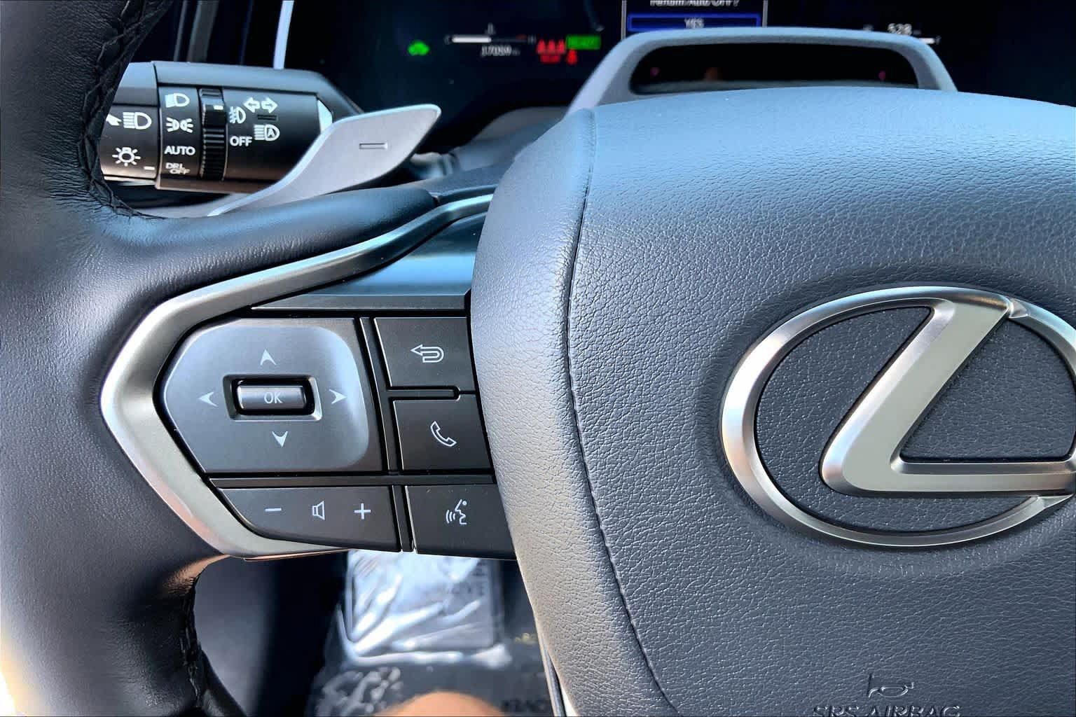 Certified 2026 Lexus RX 350h w/ Convenience Package AWD/4WD image 24