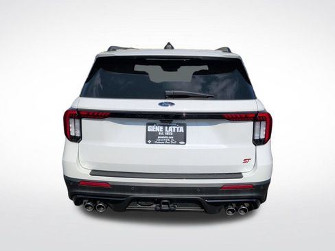 Used 2025 Ford Explorer ST AWD/4WD image 15