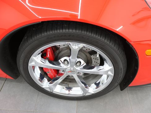 Used 2012 Chevrolet Corvette Grand Sport w/ 3LT Preferred Equipment Group RWD image 3
