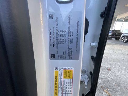 Used 2024 GMC Yukon Denali Ultimate image 35