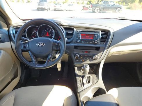 Used 2013 Kia Optima LX image 28