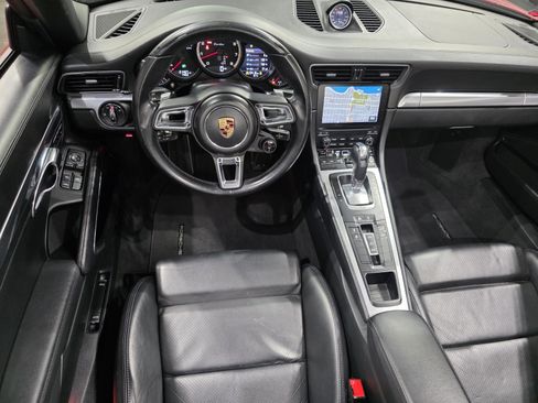 Used 2018 Porsche 911 Turbo image 9