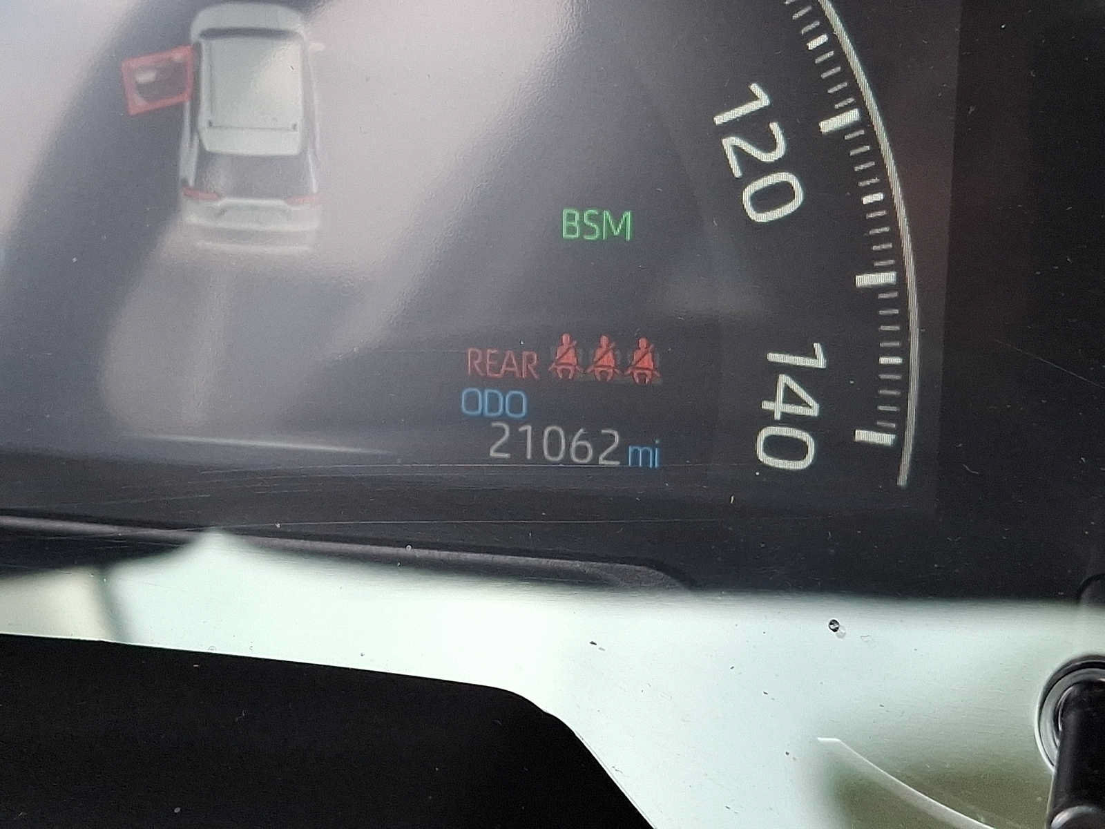 Used 2024 Toyota RAV4 XLE Premium w/ Weather Package AWD/4WD image 17