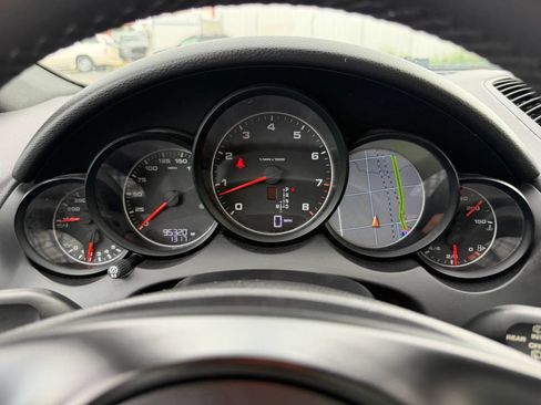 Used 2012 Porsche Cayenne S AWD/4WD image 29