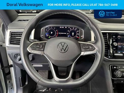 Certified 2022 Volkswagen Atlas Cross Sport SE image 15