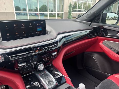 Used 2023 Acura MDX A-Spec image 5