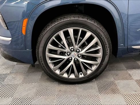 Used 2025 Buick Enclave Avenir w/ Super Cruise Package AWD/4WD image 9