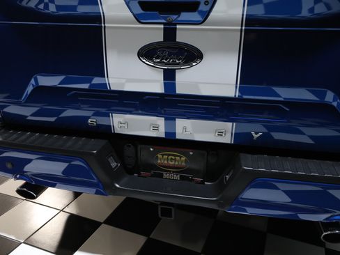 Used 2018 Ford F150 Lariat w/ Equipment Group 502A Luxury AWD/4WD image 25