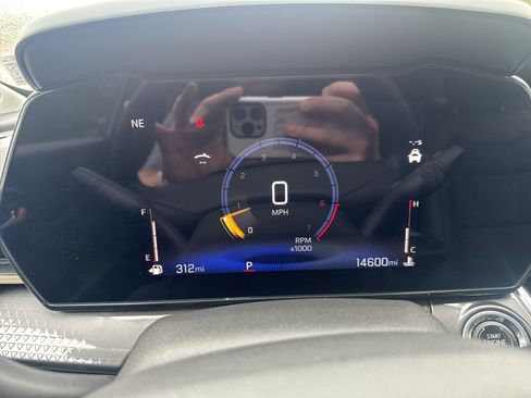 Used 2024 Chevrolet Trax ACTIV w/ Driver Confidence Package FWD image 20