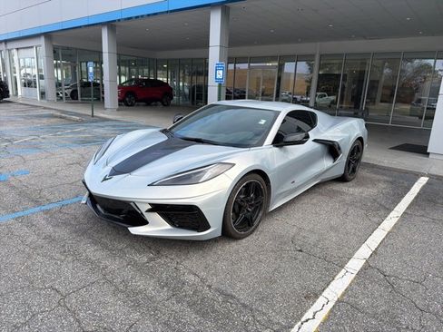 Used 2023 Chevrolet Corvette Stingray Coupe w/ Engine Appearance Package image 1