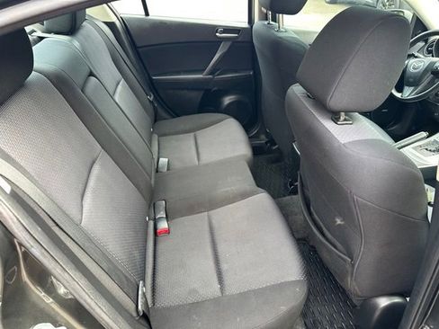 Used 2010 MAZDA MAZDA3 i Touring FWD image 11