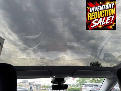 Used 2026 Tesla Model Y AWD image 19