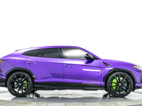 Used 2021 Lamborghini Urus AWD/4WD image 51