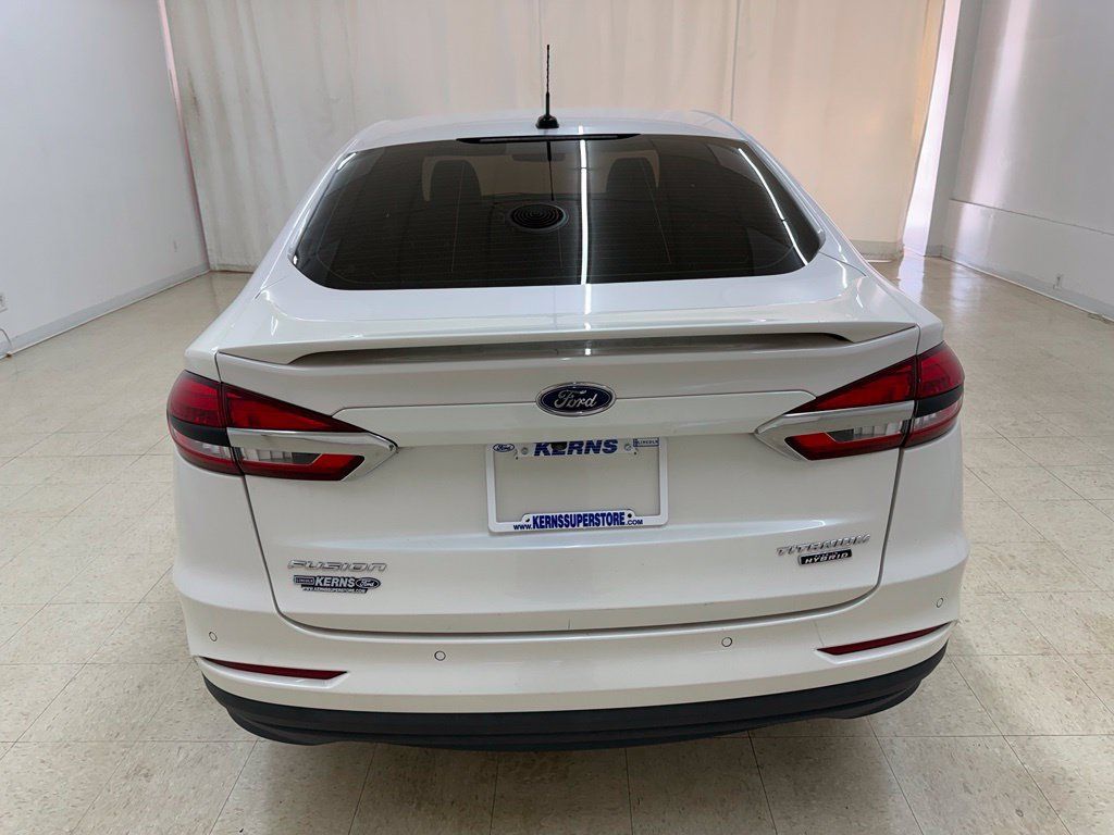 Used 2020 Ford Fusion Energi Titanium FWD image 4