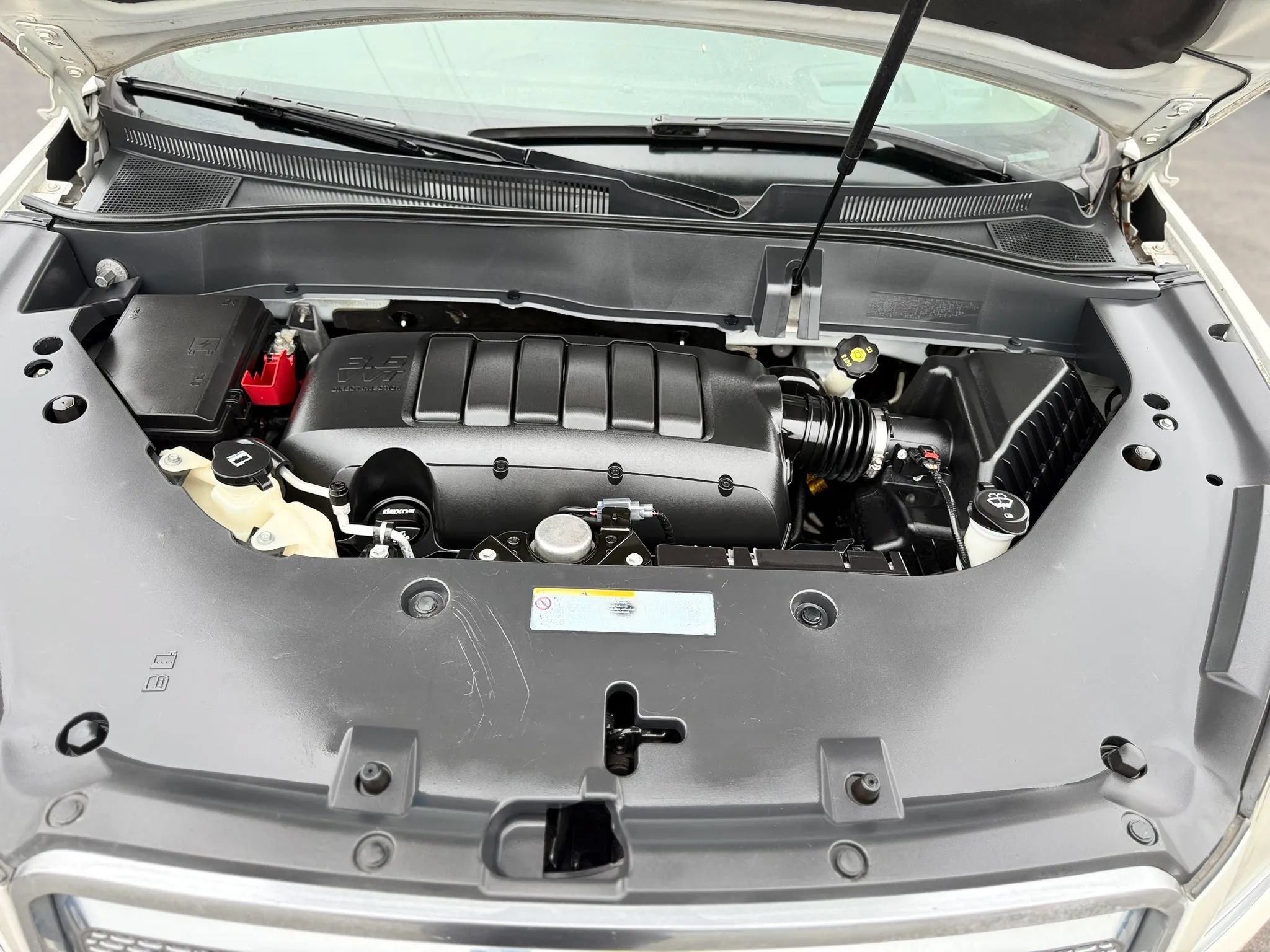 Used 2014 GMC Acadia Denali FWD image 13