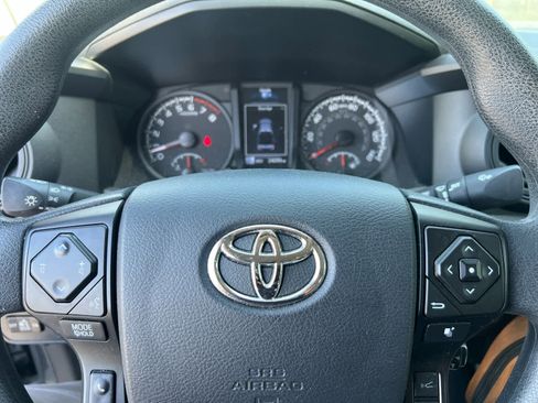 Used 2023 Toyota Tacoma SR AWD/4WD image 11