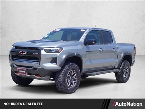 Used 2024 Chevrolet Colorado ZR2 w/ Technology Package AWD/4WD image 1