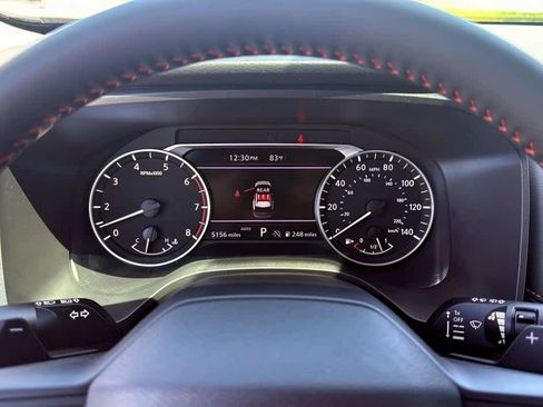 Used 2025 Nissan Rogue SV AWD/4WD image 16