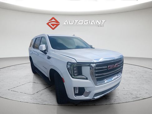 Used 2023 GMC Yukon SLT AWD/4WD image 1