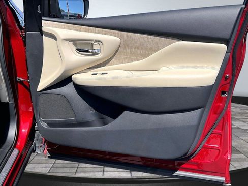Certified 2024 Nissan Murano SV FWD image 24
