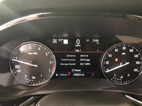 Used 2023 Buick Envision Avenir AWD/4WD image 26