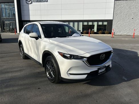 Used 2020 MAZDA CX-5 Sport image 2
