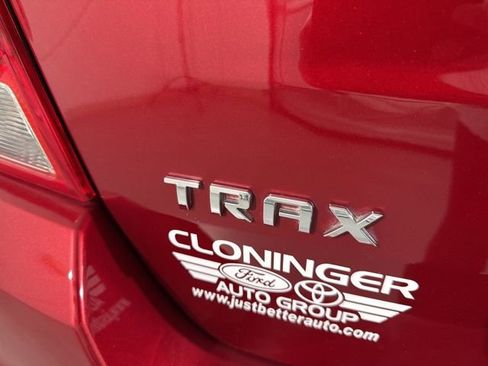 Used 2019 Chevrolet Trax LT image 11