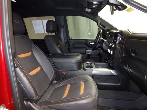 Used 2022 GMC Sierra 2500 AT4 w/ AT4 Preferred Package image 8