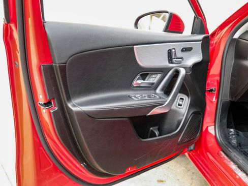 Used 2019 Mercedes-Benz A 220 image 37