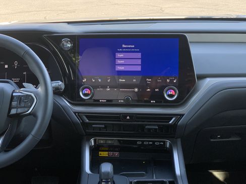 Used 2025 Lexus TX 350 AWD w/ Technology Package image 31