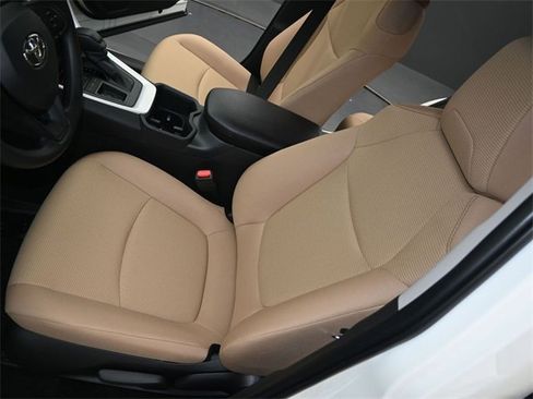 New 2025 Toyota RAV4 LE image 9