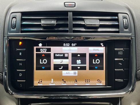 Used 2017 Lincoln Continental Select w/ Climate Package FWD image 27