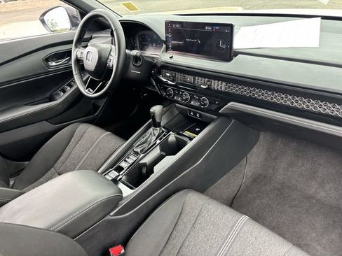 Used 2025 Honda Accord Sport image 13