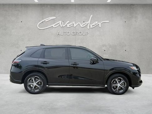 Used 2023 Honda HR-V EX-L image 17