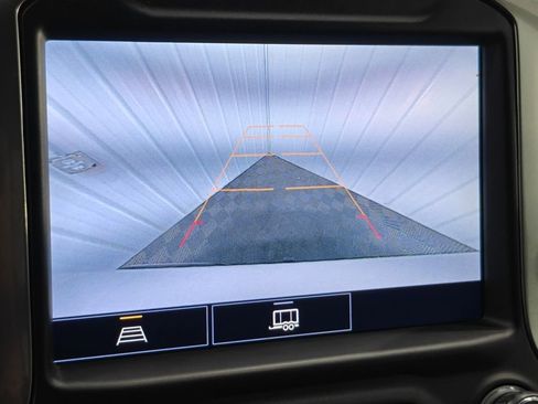 Used 2021 Chevrolet Silverado 1500 LT w/ Max Trailering Package image 7