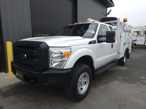 Used 2013 Ford F350 XL w/ PWR Equipment Group image 2