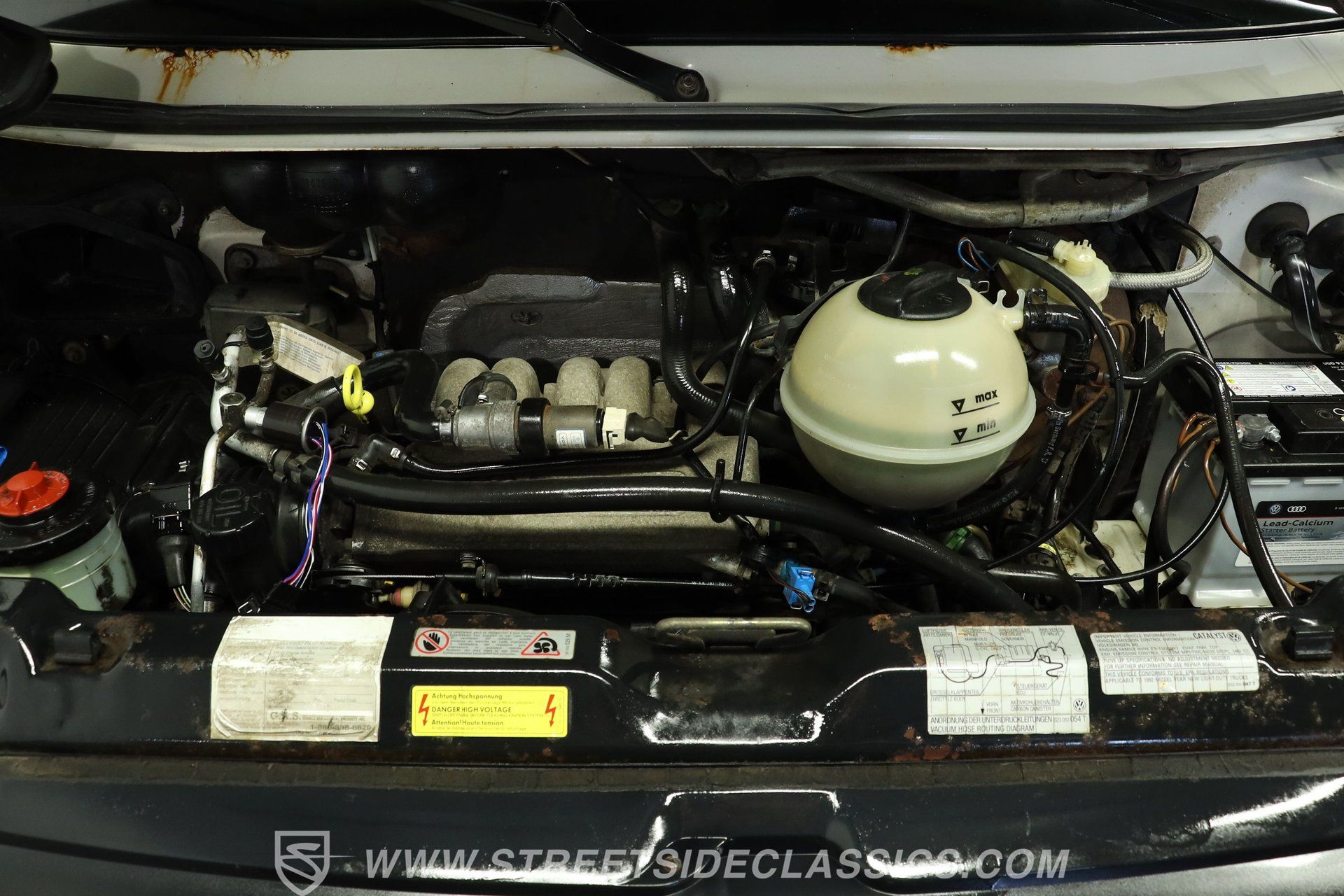 Used 1992 Volkswagen Eurovan Camper FWD image 3
