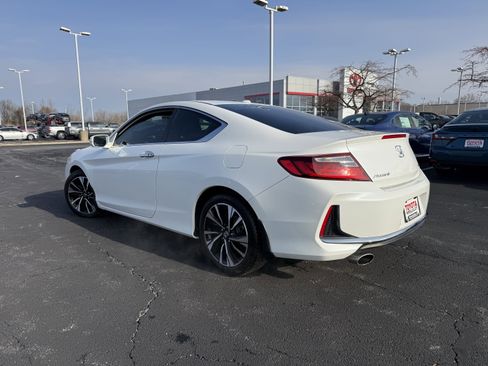 Used 2017 Honda Accord EX-L image 6