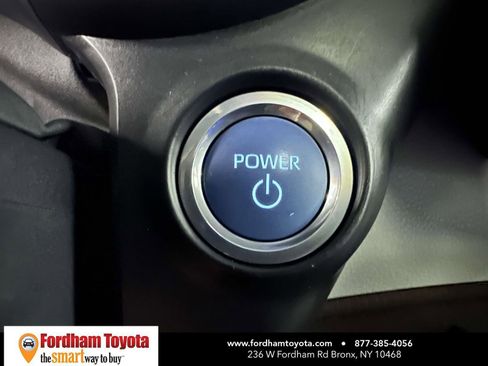 Used 2023 Toyota Sienna XLE image 31