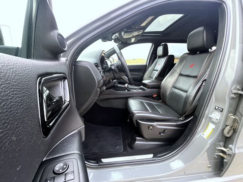 Used 2025 Dodge Durango GT image 10