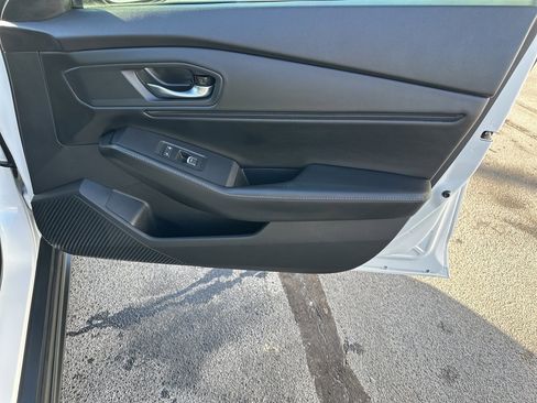 Used 2023 Honda Accord Sport image 26