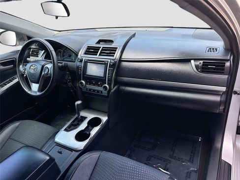 Used 2013 Toyota Camry SE FWD image 27