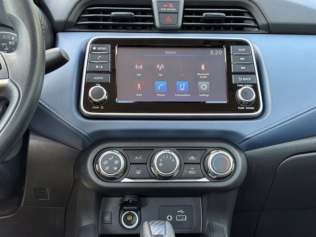 Used 2025 Nissan Versa SV FWD image 19