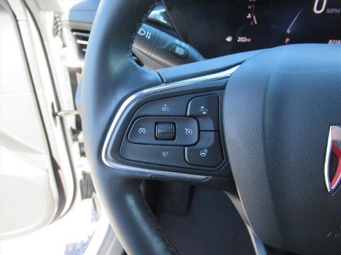 Used 2024 Buick Envista Preferred w/ Convenience I Package image 17