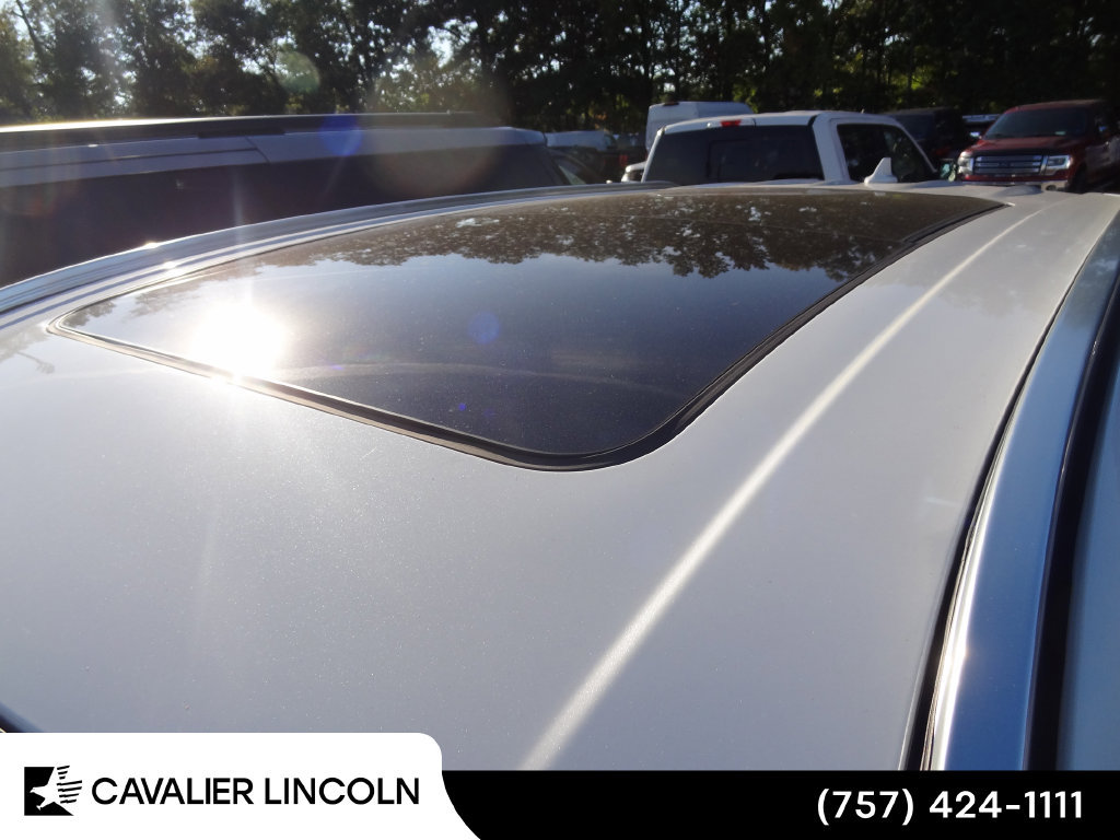 Used 2023 Lincoln Aviator AWD w/ Premium Package image 15